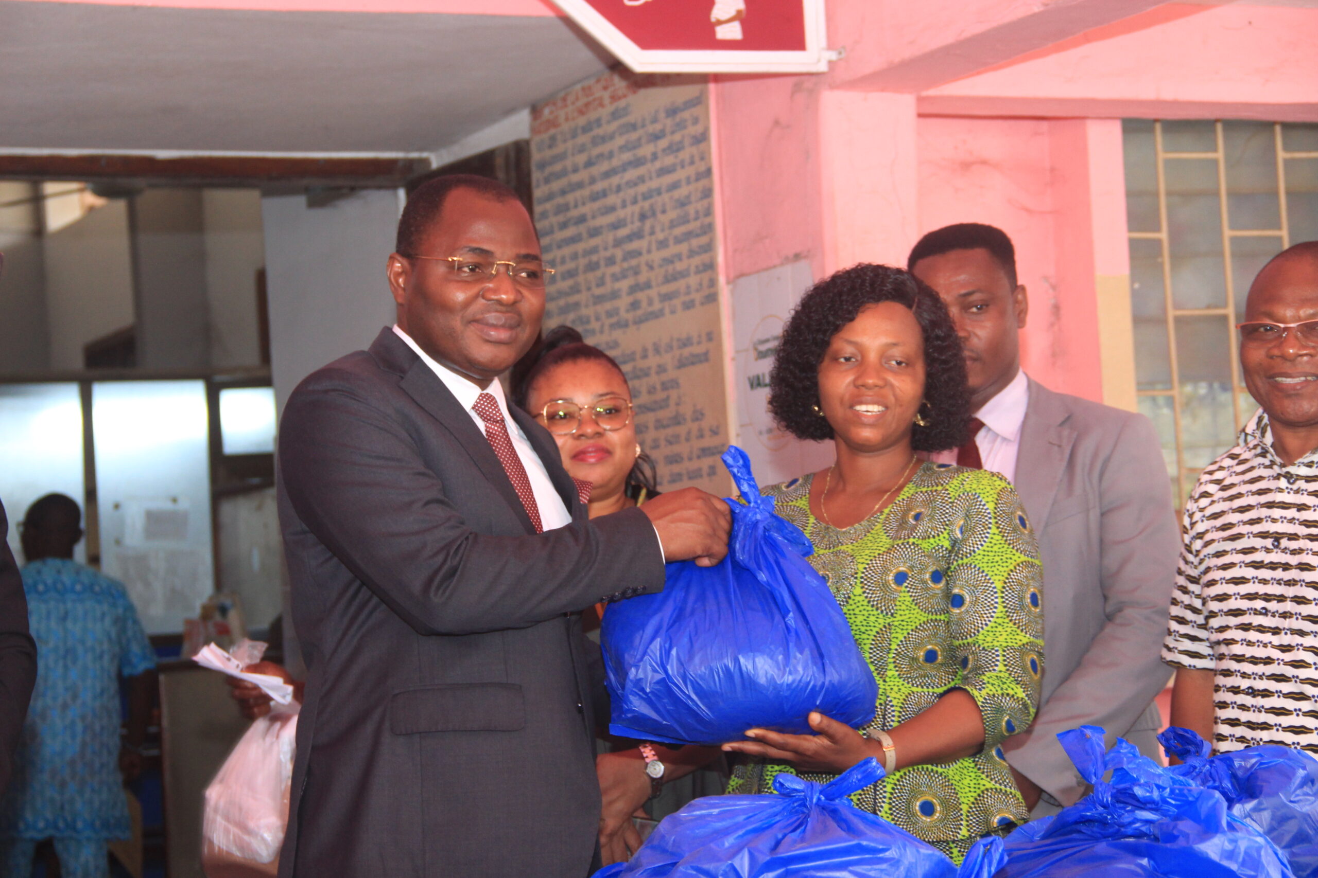 You are currently viewing EVAME SA GROUP SUPPORTS BÈ HOSPITAL: A Donation to Assist Patients and Medical Staff During the Year-End Festivities